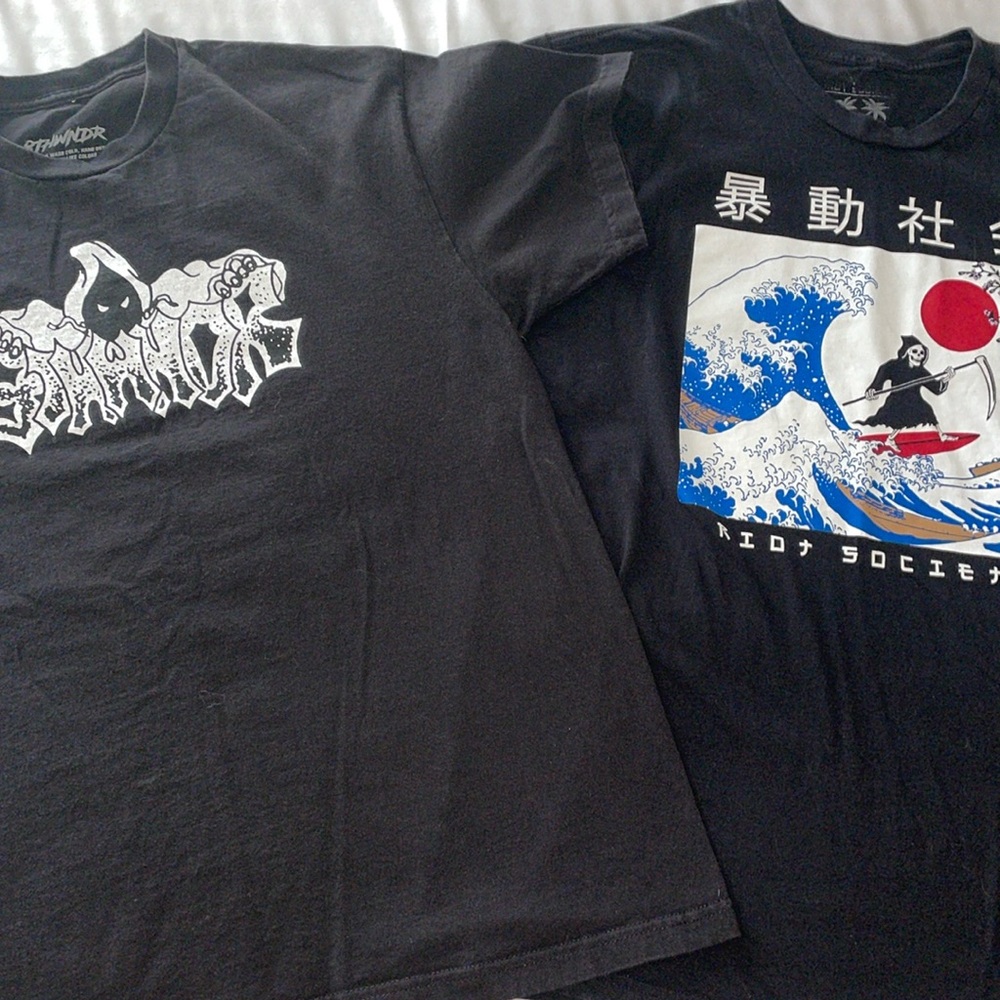 Bundle of 2 men’s black T-shirts sz L one is Riot Society. The other is 8thwndr